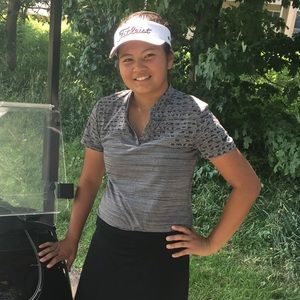 Meet your Posher, Momo